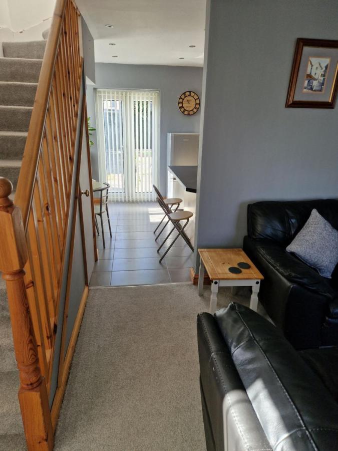 Viaduct View - Cefn Coed Appartement Merthyr Tydfil Buitenkant foto