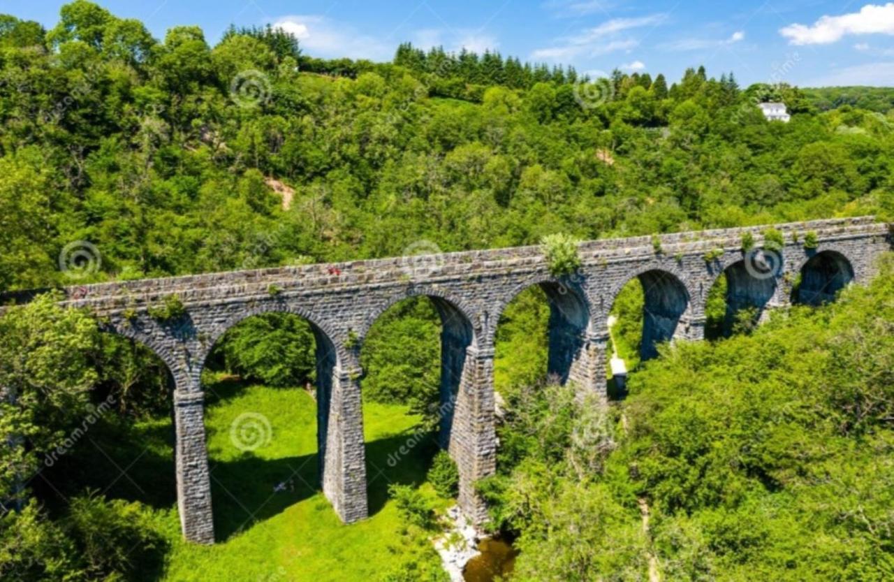 Viaduct View - Cefn Coed Appartement Merthyr Tydfil Buitenkant foto